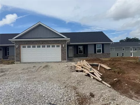 112 Grindstone Ct, Moscow Mills, MO 63362