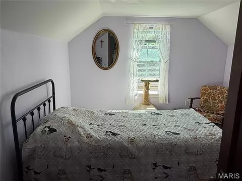 Bedroom - 306 Elmont Rd, Sullivan, MO 63080 photo 2 of 2