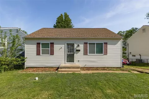 615 Perry St, De Soto, MO 63020