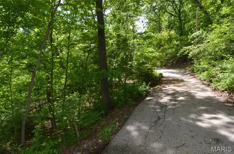 1730 Chimney Top Farms Rd, Wildwood, MO 63038