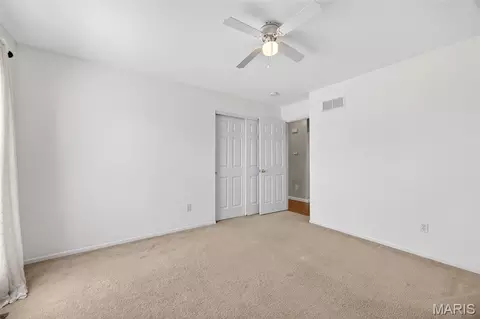 Bedroom - 1433 Sunview Dr, O'fallon, MO 63366 photo 6 of 10