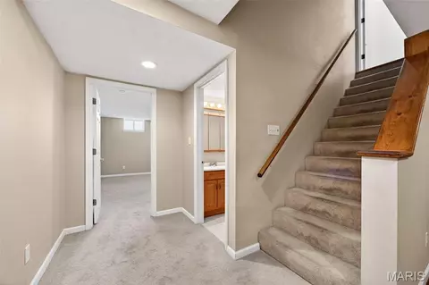 Entry Way - 1433 Sunview Dr, O'fallon, MO 63366 photo 2 of 2