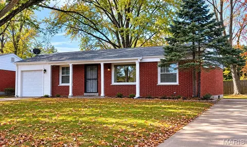 10717 Alliance Dr, Dellwood, MO 63136