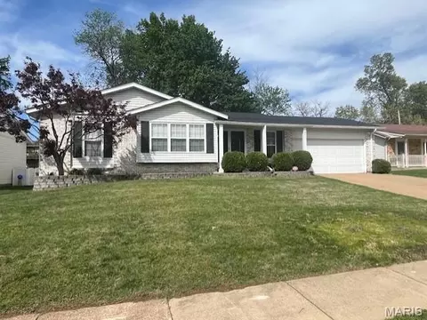 371 Novara, Ballwin, MO 63021