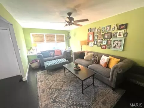 Living - 371 Novara, Ballwin, MO 63021 photo 2 of 3