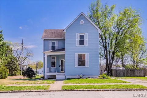 1528 N Church St, Belleville, IL 62221