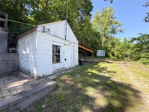 Exterior - 734 Old Cove Rd, Saint Clair, MO 63077 photo 1 of 7