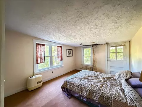 Bedroom - 734 Old Cove Rd, Saint Clair, MO 63077 photo 3 of 3