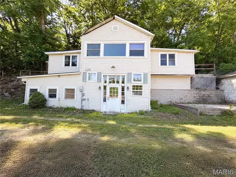 Exterior - 734 Old Cove Rd, Saint Clair, MO 63077 photo 3 of 7