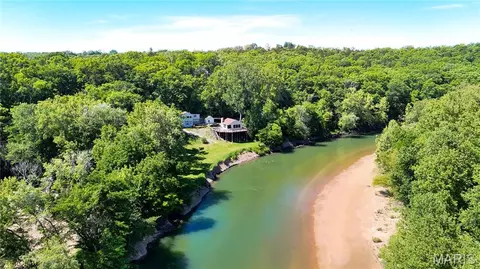 734 Old Cove Rd, Saint Clair, MO 63077