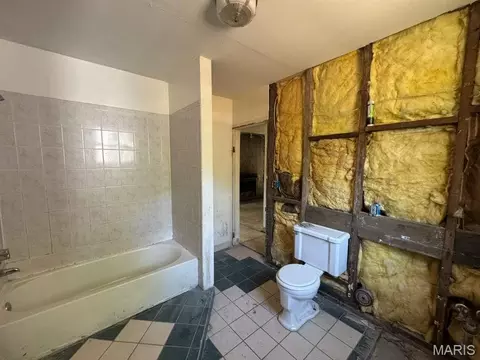 357 Adrian Dr, Saint Louis, MO 63137 photo 7