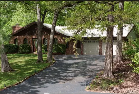 16 Monte Rosa Dr, De Soto, MO 63020