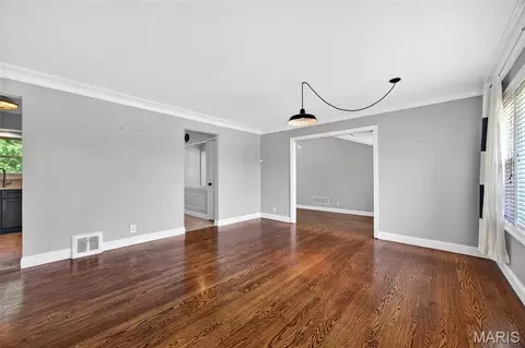 Living - 247 Old Ballwin Rd, Ballwin, MO 63021 photo 1 of 5