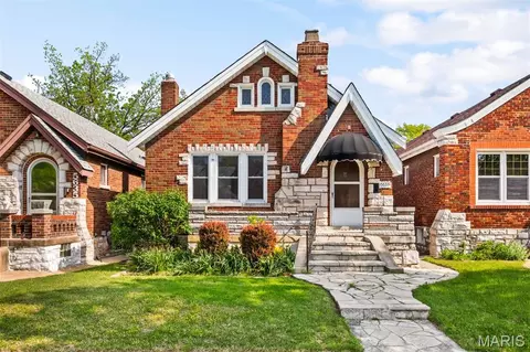5633 Walsh St, Saint Louis, MO 63109