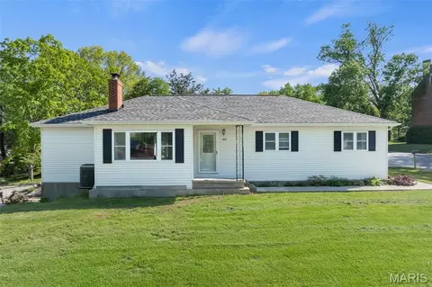 900 E Main St, Marthasville, MO 63357