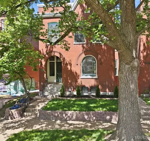 3525 Hartford St, Saint Louis, MO 63118