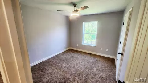 Bedroom - 16172 Hershey Rd, Saint Robert, MO 65584 photo 2 of 4