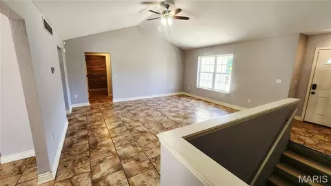Living - 16172 Hershey Rd, Saint Robert, MO 65584 photo 1 of 3