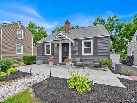 2642 Salem Rd, Brentwood, MO 63144