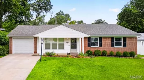 328 Danworth Ct, Saint Louis, MO 63122