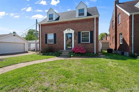 Exterior - 5750 Gresham Ave, Saint Louis, MO 63109 photo 10 of 11