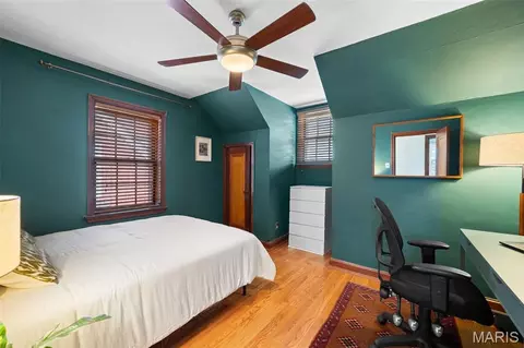 Bedroom - 5750 Gresham Ave, Saint Louis, MO 63109 photo 1 of 4