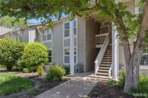 34 Sugar Grove Ct #7, Saint Peters, MO 63376