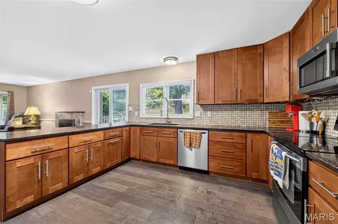 Kitchen - 1261 Jade Wind Cir, Ballwin, MO 63011 photo 1 of 3