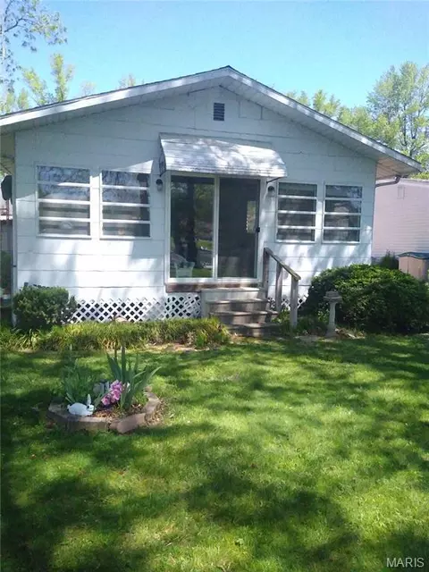 35 Bogey Run, Sparta, IL 62286