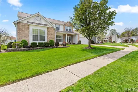 3617 Silver Ridge Dr, Saint Peters, MO 63376