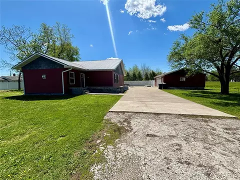 Other - 310 E Texas Ave, Sandoval, IL 62882 photo 10 of 10