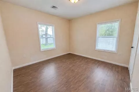 Other - 310 E Texas Ave, Sandoval, IL 62882 photo 7 of 10