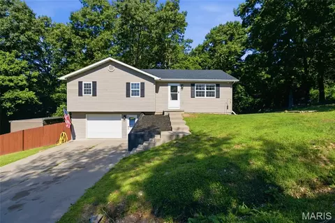 24441 Trolley Ln, Saint Robert, MO 65584