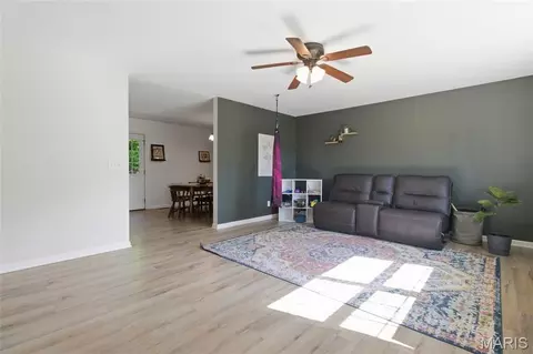 Living - 24441 Trolley Ln, Saint Robert, MO 65584 photo 1 of 2