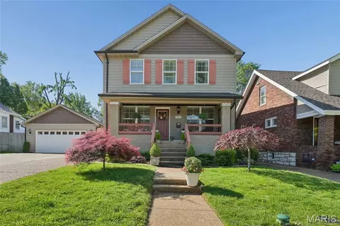 7564 Council Pl, Richmond Heights, MO 63117