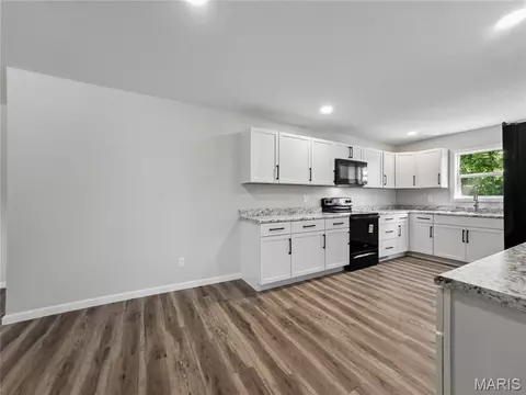 Kitchen - 324 Third St, Camdenton, MO 65020 photo 2 of 6