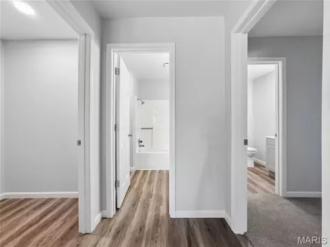 Entry Way - 324 Third St, Camdenton, MO 65020 photo 2 of 4