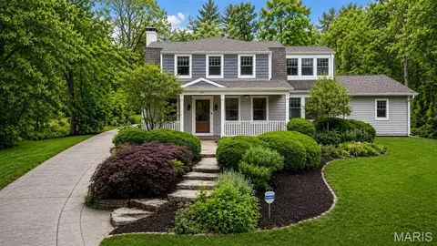 314 Park Rd, Webster Groves, MO 63119
