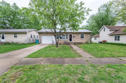 510 W Franklin Ave, Owensville, MO 65066