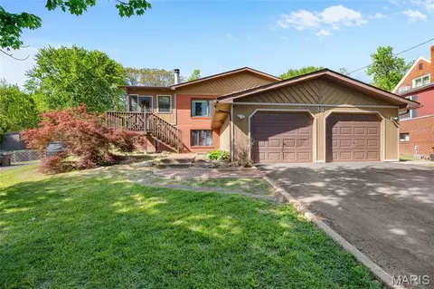 38 W Woodland Dr, East Alton, IL 62024