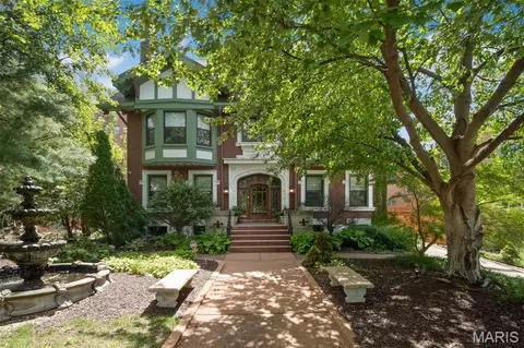 3500 Russell Blvd, Saint Louis, MO 63104