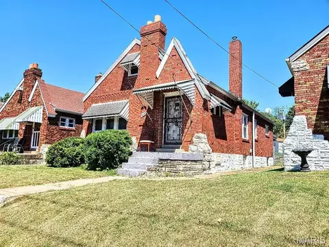 1365 Switzer Ave, Saint Louis, MO 63147