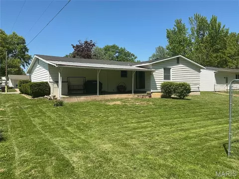 Exterior - 110 Trail Ave, Troy, MO 63379 photo 2 of 5