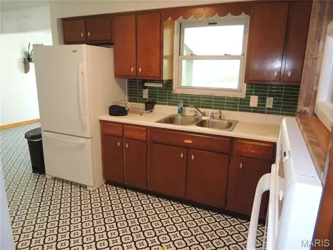 Kitchen - 110 Trail Ave, Troy, MO 63379 photo 2 of 3