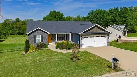 829 N Lacey St, Jackson, MO 63755