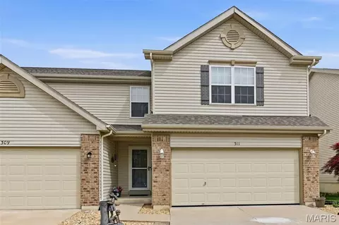 311 Wild Oak Dr, O'fallon, MO 63368