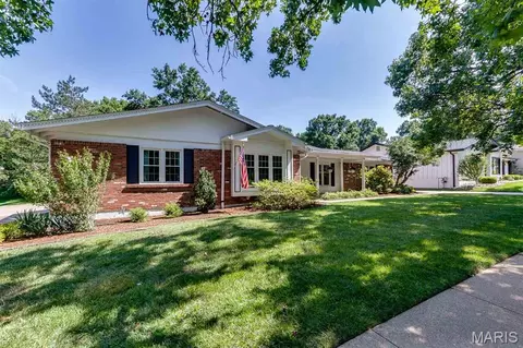 Exterior - 713 Barham Down Dr, Ballwin, MO 63011 photo 1 of 8