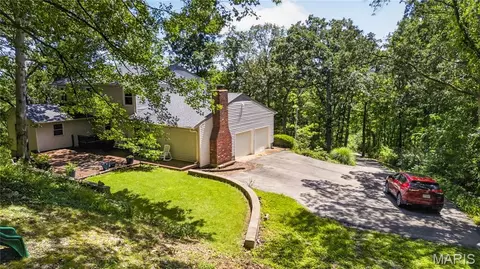 Exterior - 3365 White Oak School Rd, Eureka, MO 63025 photo 7 of 12