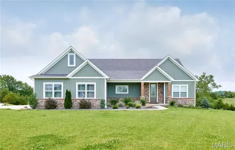 106 Charlie Rd, Troy, MO 63379