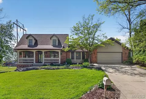 411 John Henry St, Belleville, IL 62220